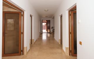 Clădire modernă cu spațiu multifuncțional de închiriat în Jucu de Mijl - Poză 24