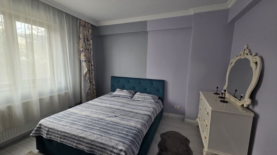 Apartament 3 camere si curte proprie - Poză 7