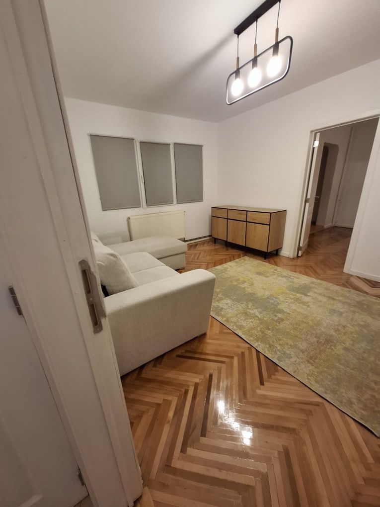 Aparatment 2 camere 50 mp  Podu Ros Splai Bahlui 350 euro - Poză 1