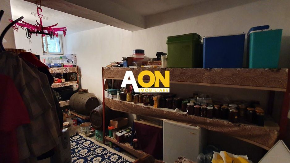 Casa cu 4 camere, garaj, teren 791 mp, zona Schit - Poză 16