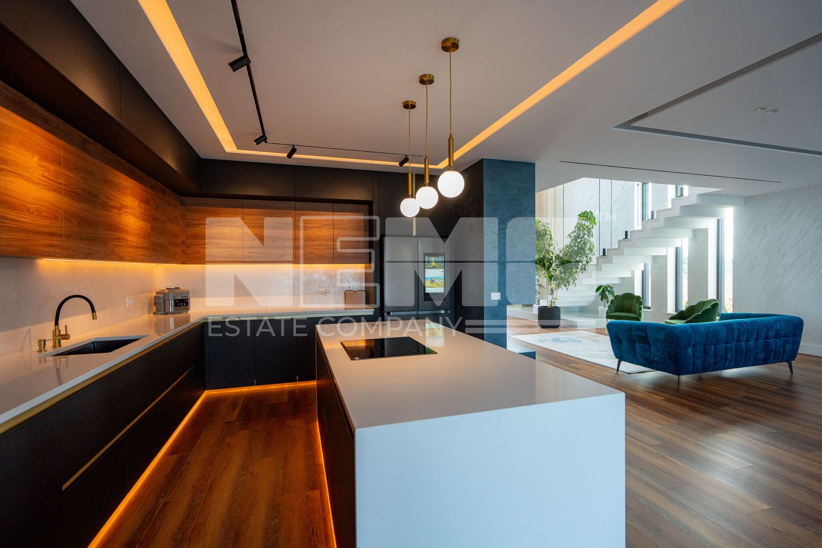 Vilă de lux inteligentă | 4 dormitoare |3 băi|1080 mp teren| Rădăuți - Poză 3