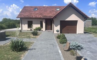 BRASADAS vinde casa individuala spatioasa. - Poză 1