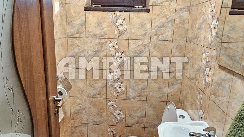 DE ÎNCHIRIAT - apartament cu 2 camere, la VILĂ, zona CASTANILOR; - Poză 2