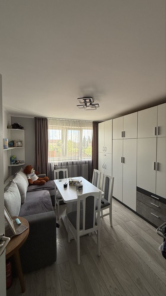 Apartament 2 camere decomandat - Poză 1