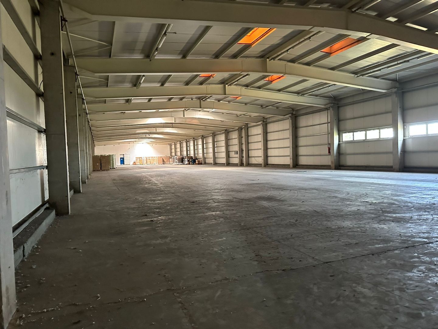 Spatiu depozitare - logistica 2.519 mp si birouri Chiajna A1 - Poză 5