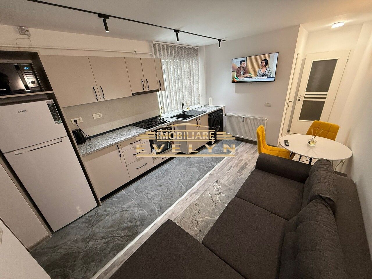 Apartament tip studio de închiriat – zona Parcul Tineretului (PROFI) - Poză 1
