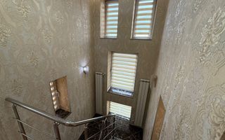 De vanzare Vila situata Ultracentral-425 mp - Poză 2