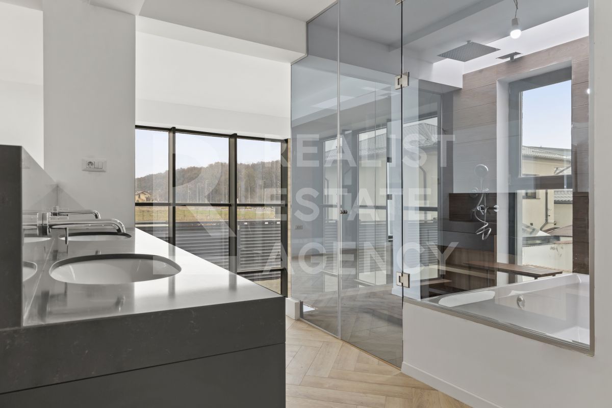 Casă nouă, spațioasă și elegantă, 7 camere, Lângă Pădurea Crețuleasca - Poză 20