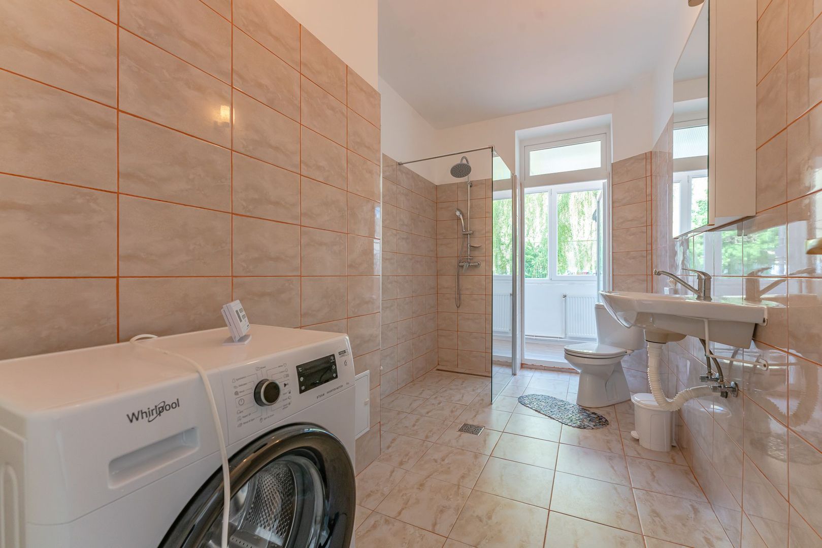 Apartament 2 camere in Centrul Istoric al Brasovului - Poză 9