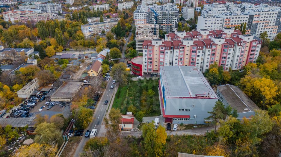 Chirie, spațiu industrial, 3000 mp, str. Sprîncenoaia, Centru - Poză 34