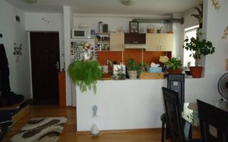 Apartament cu 3 camere de vânzare, zona Muzeul Apei. - Poză 1