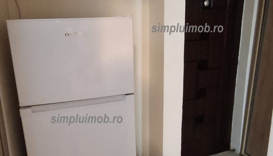 VANDUT! Garsoniera Moderna cu Centrala Proprie - Poză 4