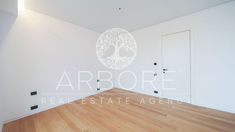 Apartament de Vânzare cu 3 Camere în Zona de Nord a Bucureștiului - Poză 24