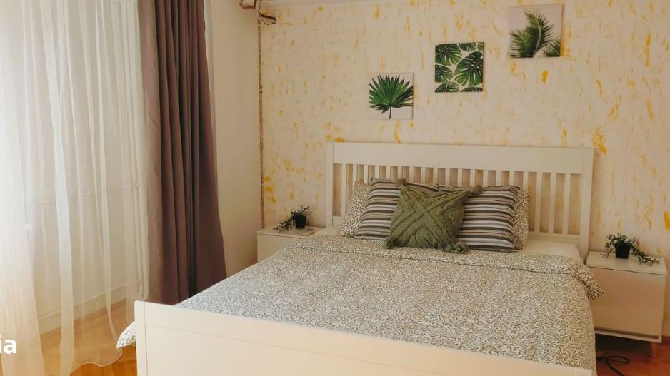 Apartament 2 camere central, etaj 2, mobilat/utilat, Centrul Civic, Piata Unirii - Poză 1