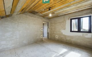 Casă la gri în Livada - Poză 9