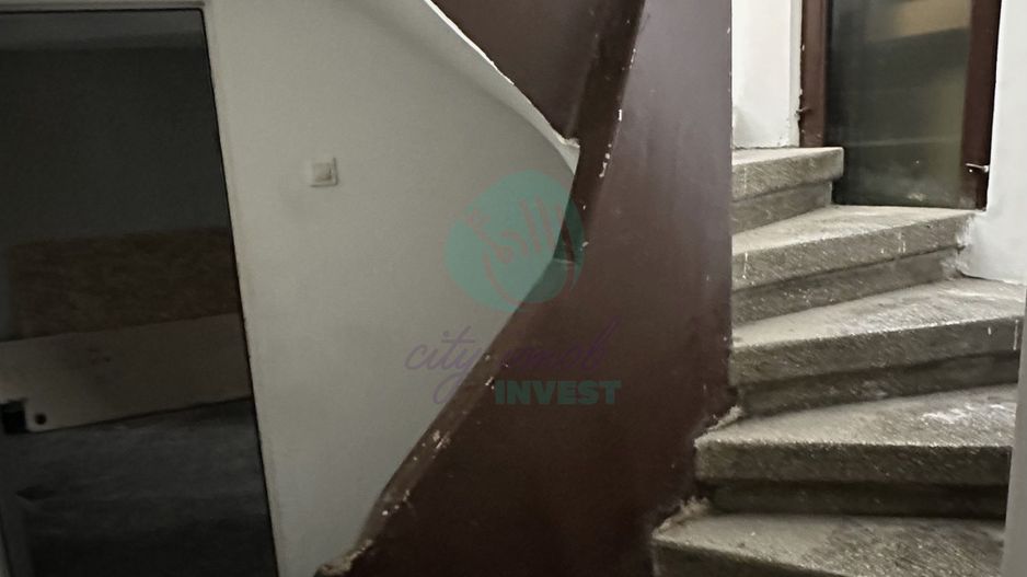 Casa boieresca in zona Dacia - Poză 9