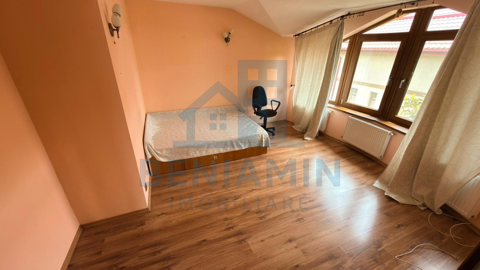 Vila eleganta in zona Ford– Confort si intimitate pe alee privata - Poză 7