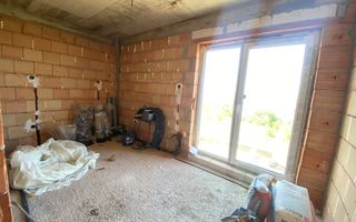 Casă individuală de vânzare | Dispunere pe 2 niveluri | Dezmir - Poză 5