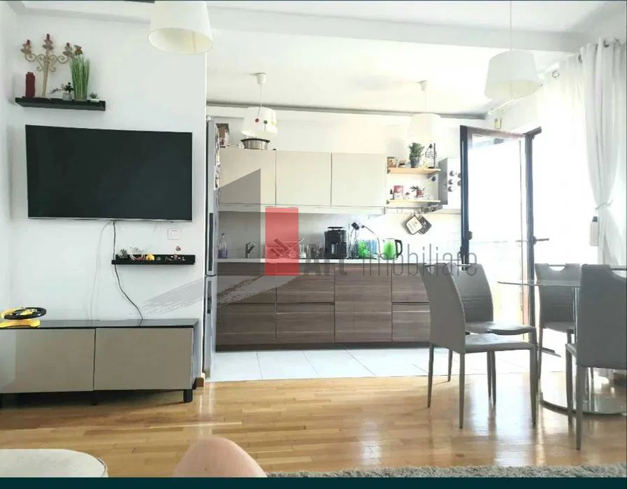 3 Camere Unirii - Parcul Carol - Poză 1