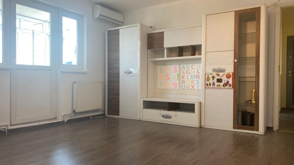 Luminos! Vanzare apartament cu 2 camere, Targoviste - Micro 11 - Poză 1