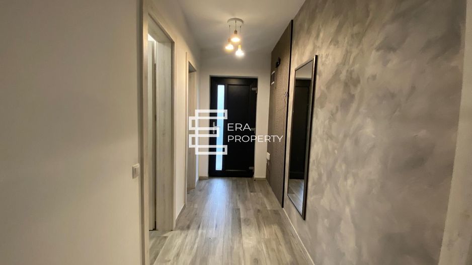 Casa tip duplex , pivnita, carport in Selimbar zona Brana - Poză 4