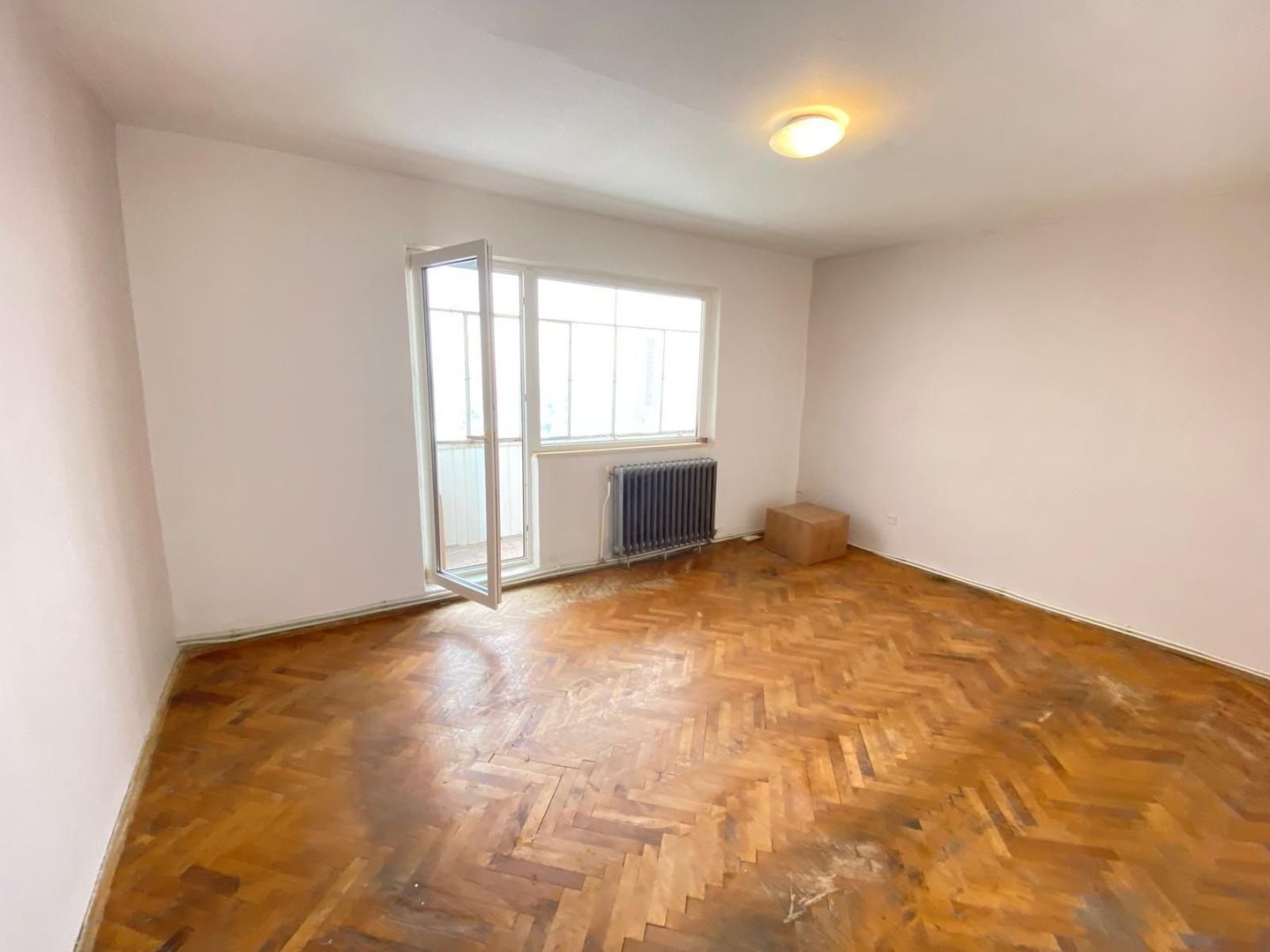 Apartamente 3 camere de vânzare Lugoj - Poză 2