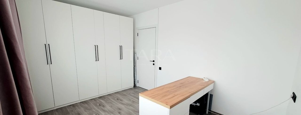 Apartament modern, 3 camere, mobilat, parcare și boxă, Florești. - Poză 11