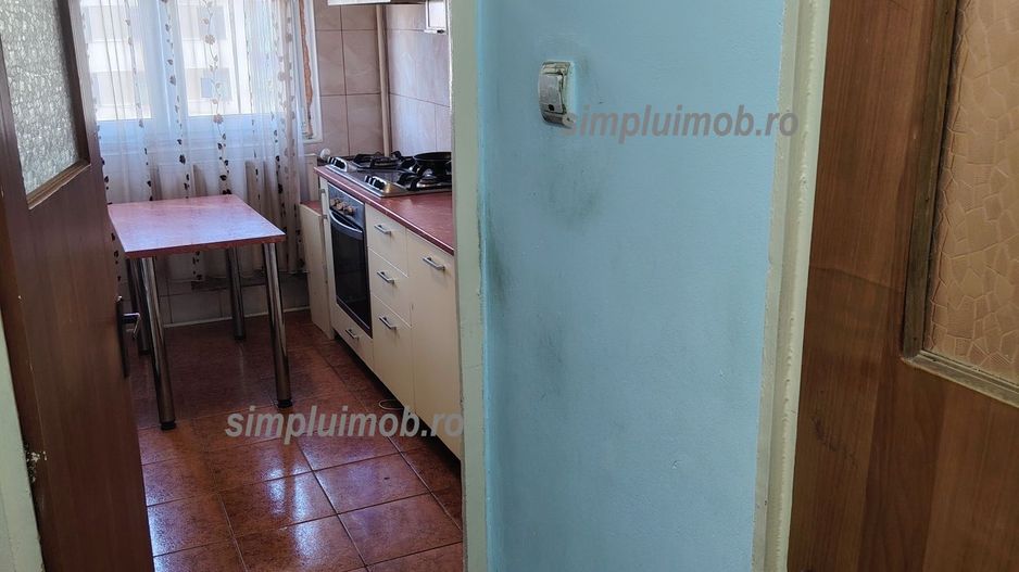 Apartament Metrou Aparatorii Patriei - 3 camere - Poză 4