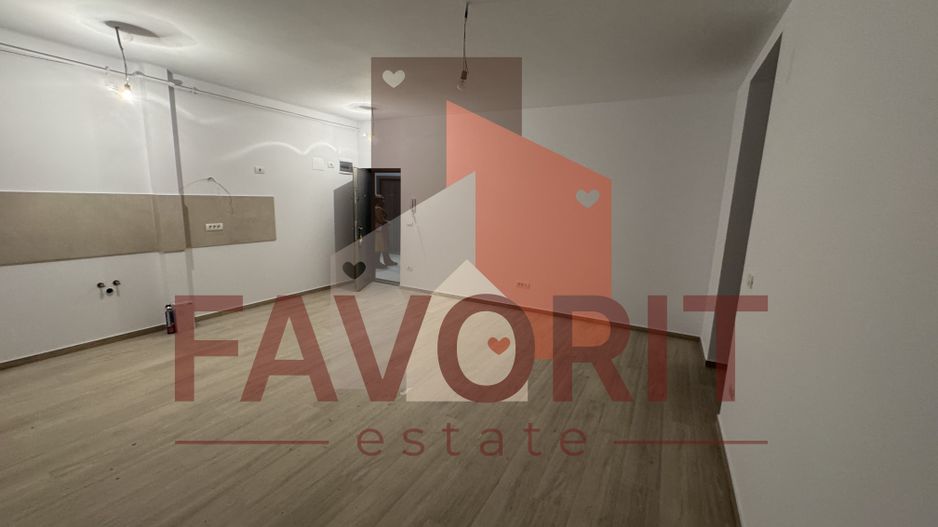 Disponibil imediat. 1 loc de parcare in CF. TVA 21% inclus. - Poză 8