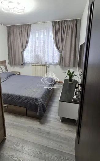 Apartament 4 camere decomandat in zona Brancoveanu | Centrala | Parcare - Poză 1