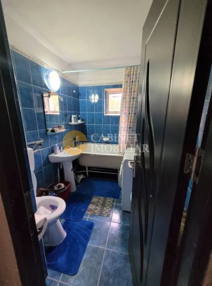 Etaj 2, bloc din 1984 2 camere decomandat zona Zimbru - Poză 7