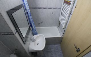 Zona Dacia, decomandat, centrala proprie, clima - Poză 17