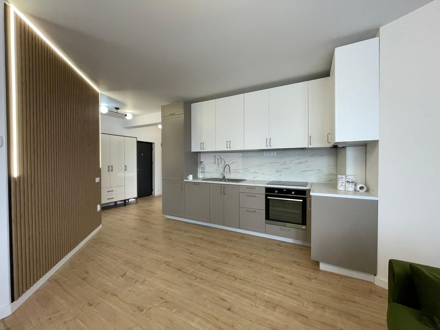 Apartament 3 camere finisaje moderne | Parcare inclusǎ | Zona Europa - Poză 3