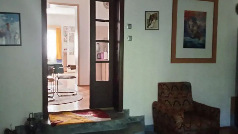 de vanzare casa mare  zona Brancoveanu suprafata utile 350 mp - Poză 2