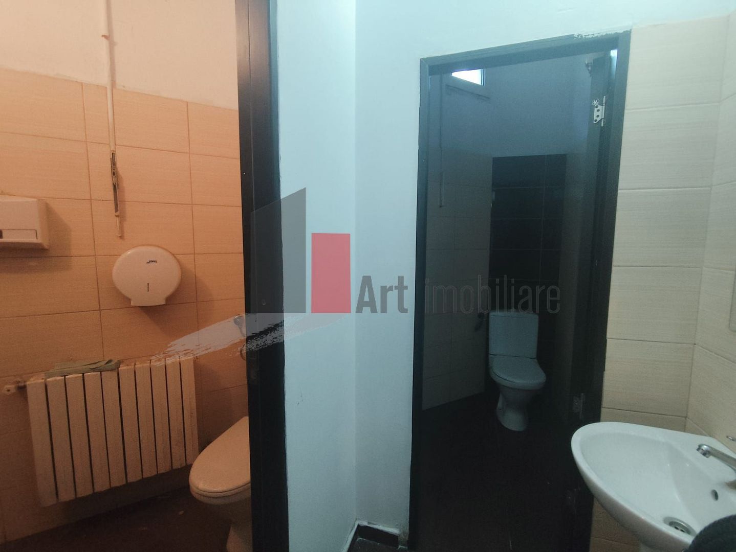 Spatiu comercial stradal, deschidere mare - Poză 17