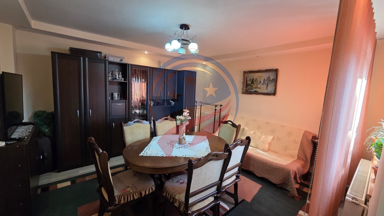 Casă primitoare, excelent poziționată, ideală pentru o familie! - Poză 1