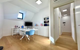 Apartament cu *3 camere* / Cladire Istorica stil Brancovenesc / Universitate - Poză 21