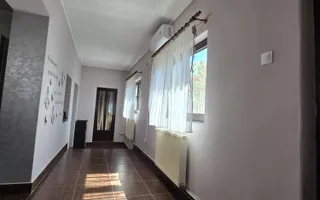 Casa in Livezeni , 140  mp utili , in centrul localitatii . - Poză 17