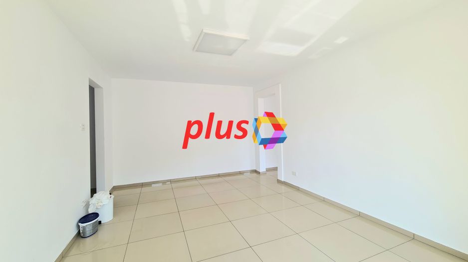 Spatiu comercial cu vad de închiriat Brasov - 106 mp  # plus-imo.ro - Poză 2