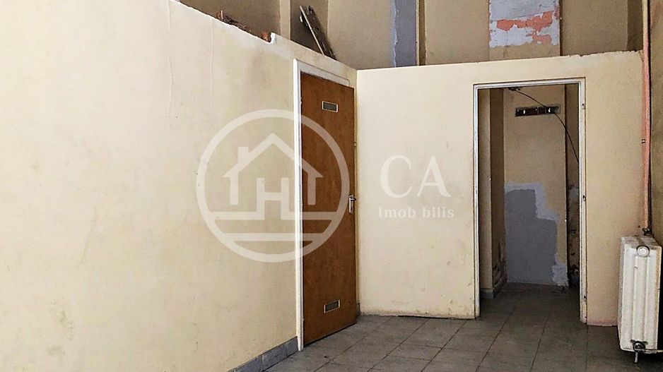 Spatiu comercial de inchiriat cu 3 camere in zona Centrala, Oradea - Poză 2