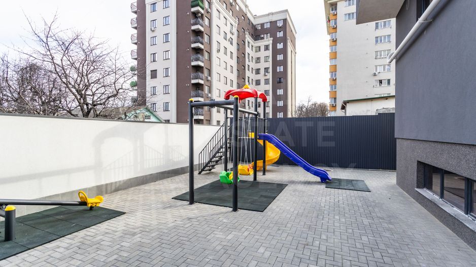 Vânzare apartament 2 camere,strada Alba Iulia, Buiucani. - Poză 27