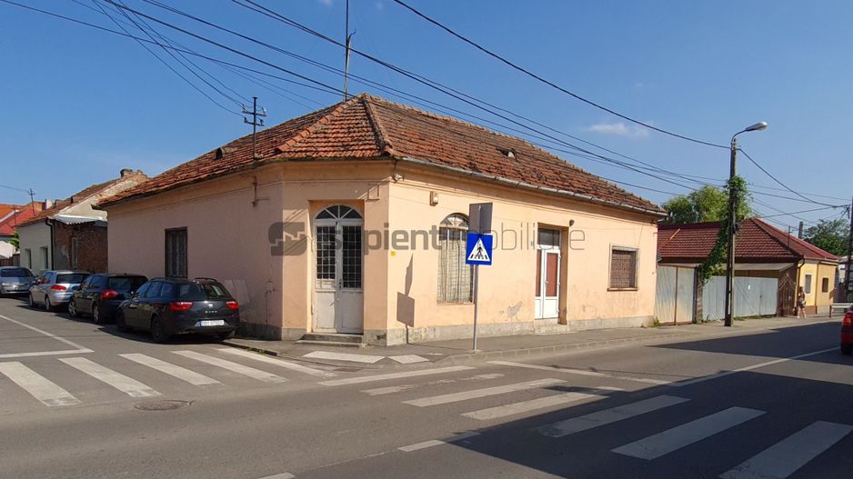 SAPIENT - DE VÂNZARE TEREN/CASĂ/SPAȚIU COMERCIAL 721 MP VELENTA - Poză 1