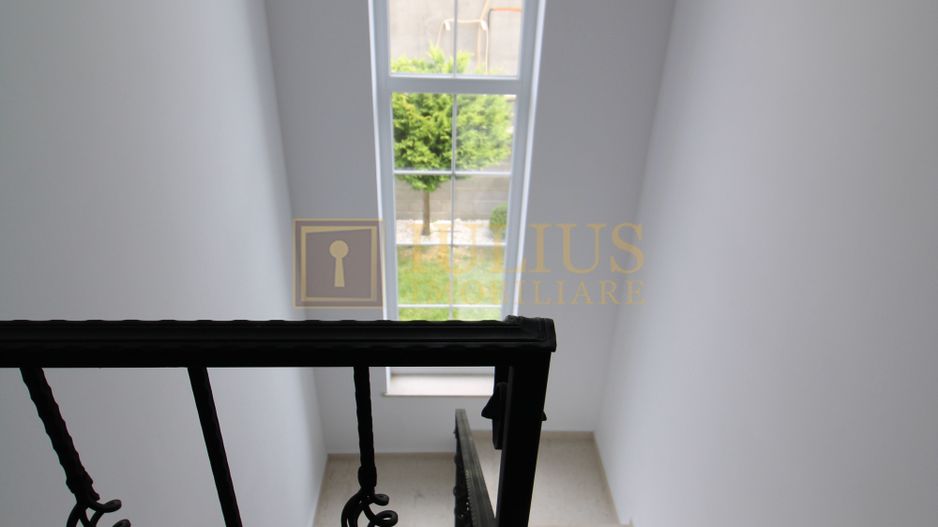 Zona Cora - Dumbravita, 5 camere + 2 bai. - Poză 16