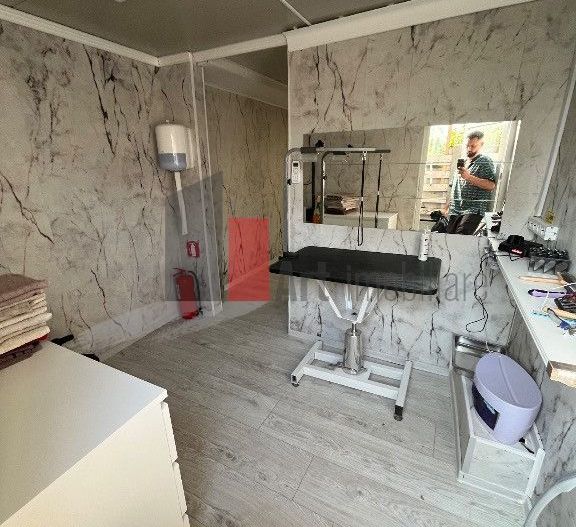 Apartament 3 camere cu terasa si curte +spatiu  comercial+loc parcare in Chiajna - Poză 16