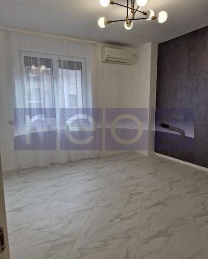Inchiriere duplex  Premium 5 camere ( Parter+Demisol ) in vila Piata Romana - Poză 11