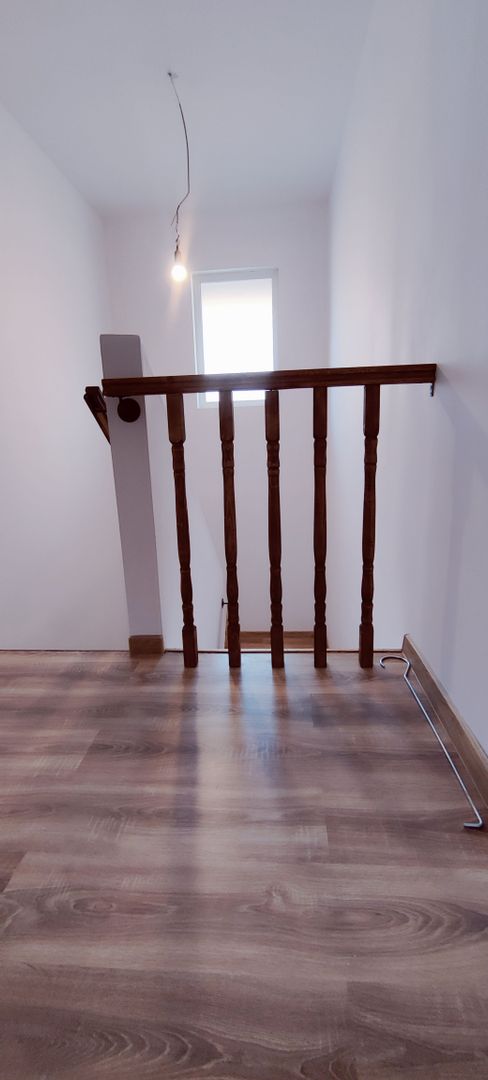 DUPLEX CERNETEAZ  140 MP UTILI + TEREN 570 MP - Poză 12