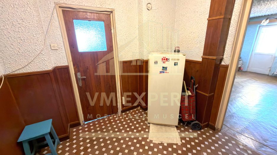 APARTAMENT 3 CAMERE ETAJ 4 CAMPULUNG - Poză 10