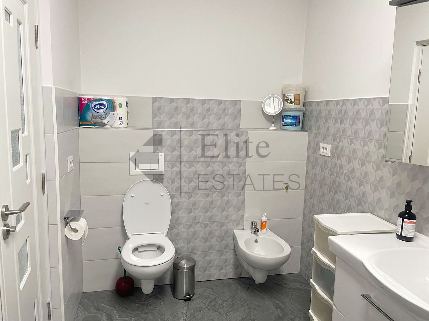 Casa cu 4 camere central in Oradea - Poză 11