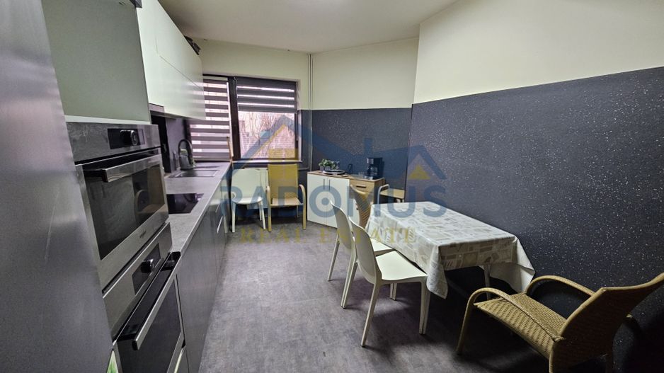 Vilă spațioasă, central, ideală pentru activități comerciale/birouri - Poză 8