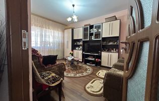 Apartament 3 camere de vânzare – Onești